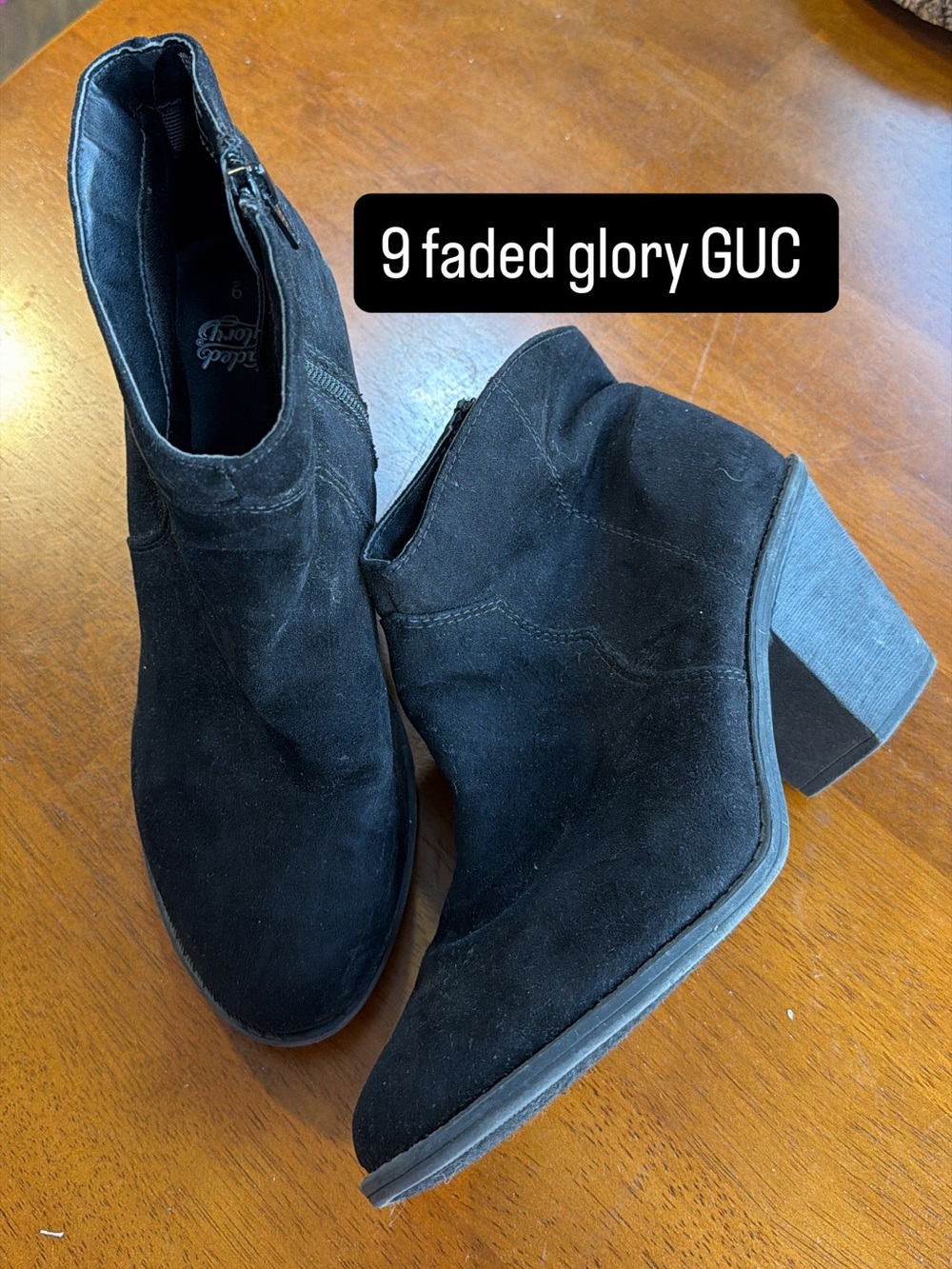 Faded glory black boots